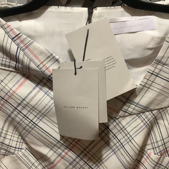 Roland Mouret's ‘Mareham’ Checked Crepe Peplum Top - Picture 4 of 8